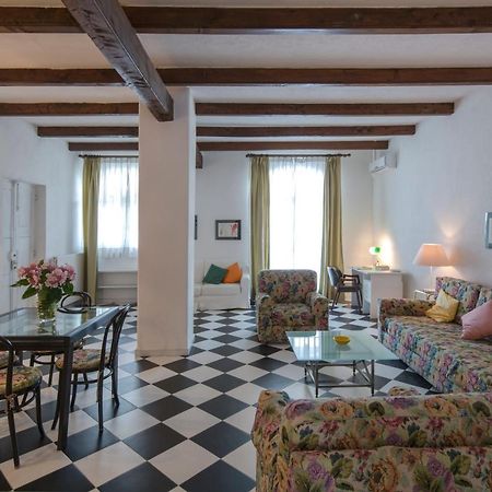 Agriturismo Il Torrione Пинероло Экстерьер фото